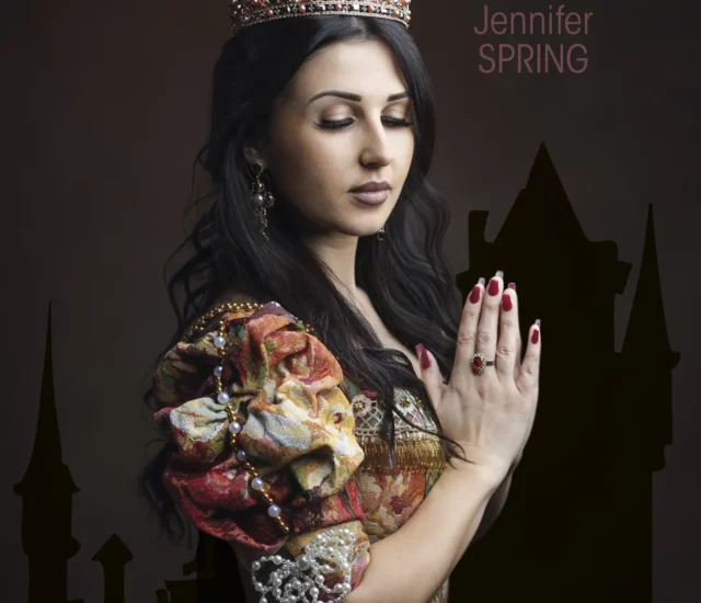 Entretien avec Jennifer Spring auteure de Jelénatïa – La Clef de Lys